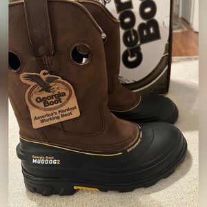 Georgia Boot Muddog 2 boots. New with tags. Size 10.5 Leather upper.Soft Toe